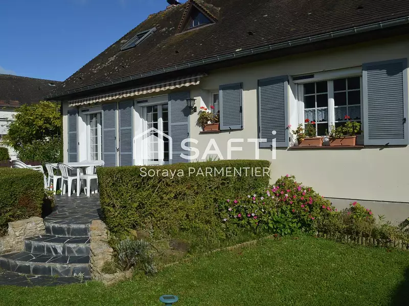 Maison, 138 m²
