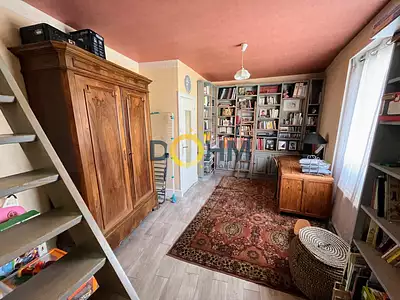 Maison, 185 m²