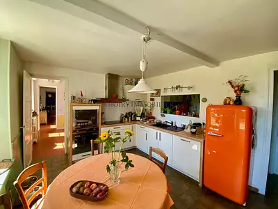 Maison, 233 m²