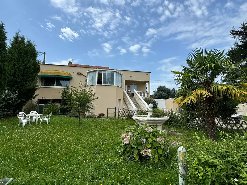 Maison, 391 m²