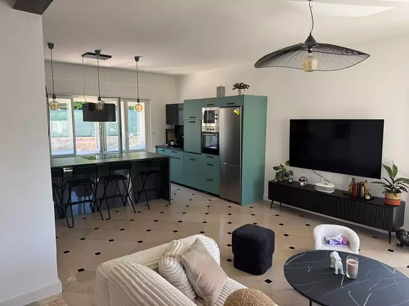 Maison, 145 m²
