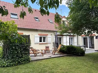 Maison, 230 m²