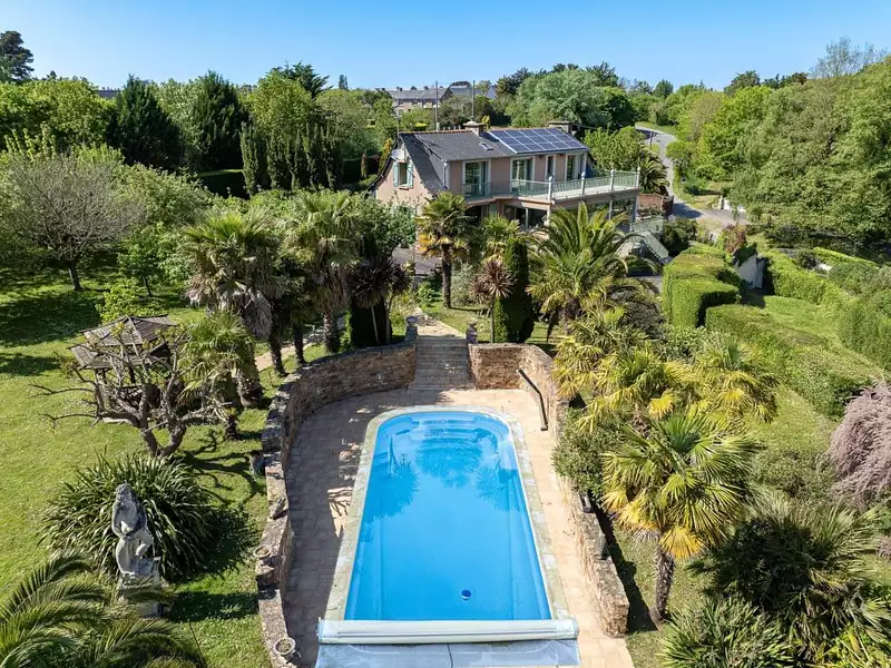 Maison, 254 m²