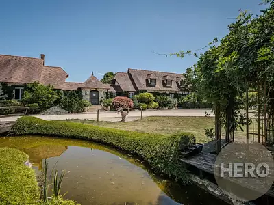 Maison, 345 m²