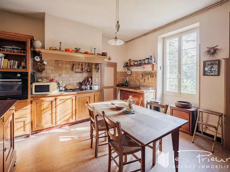 Maison, 340 m²