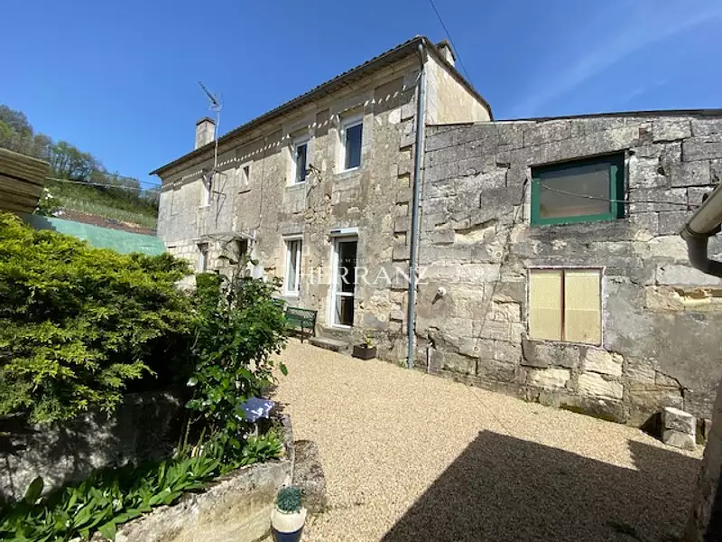 Maison, 204 m²