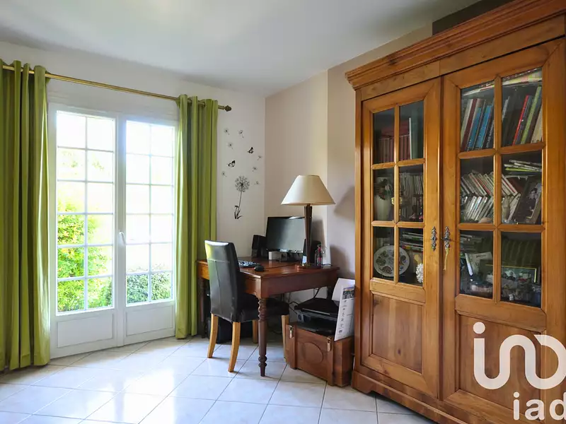 Maison, 180 m²