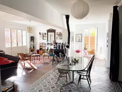 Maison, 274 m²