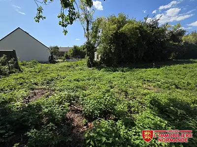 Terrain, 1 561 m²