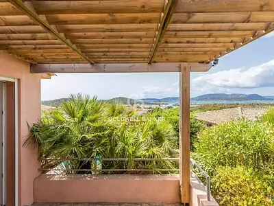 Maison, 140 m²