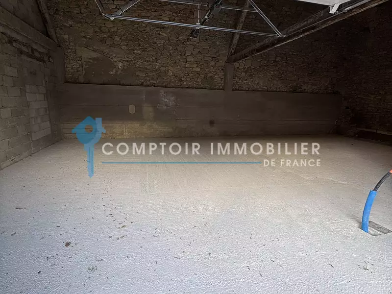 Parking, 87 m²