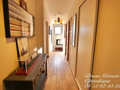 Maison, 215 m²