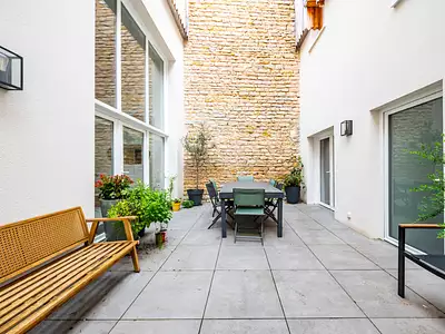 Maison, 255 m²