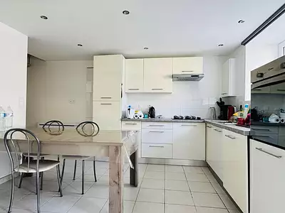 Maison, 93 m²