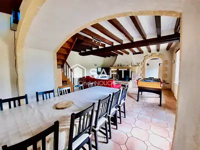Maison, 282 m²