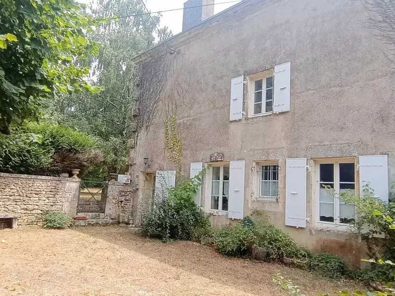 Maison, 240 m²
