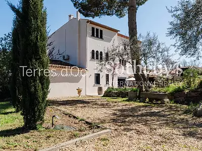 Maison, 321 m²