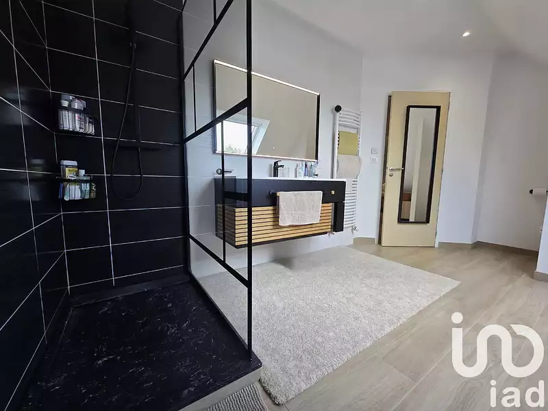 Maison, 93 m²
