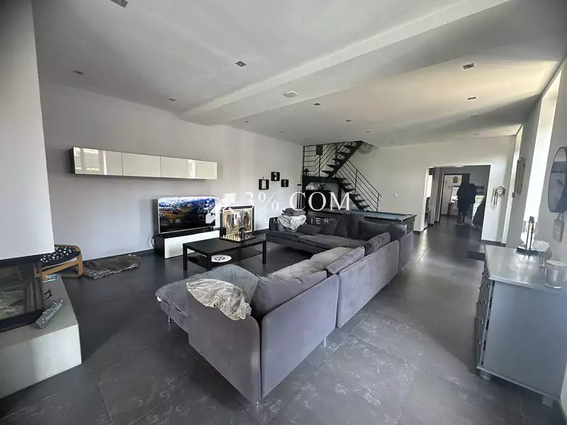 Maison, 194 m²