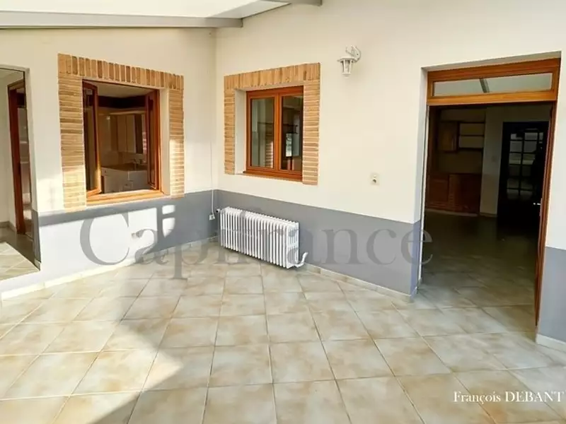 Maison, 180 m²