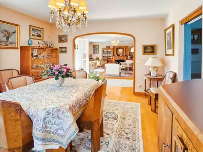 Maison, 241 m²