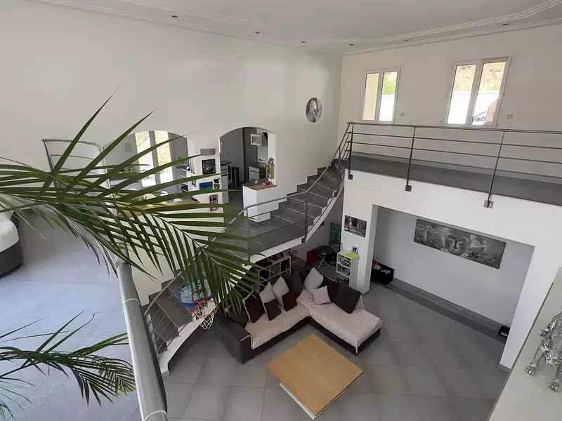 Maison, 230 m²