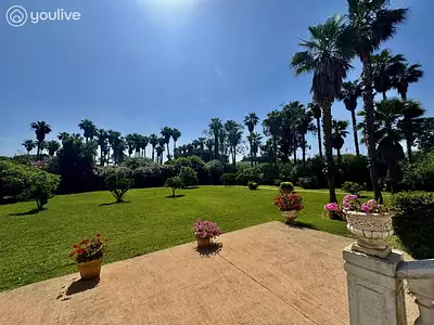 Maison, 484,84 m²