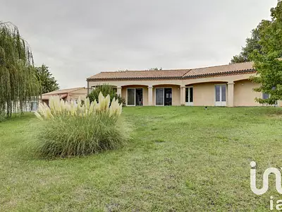 Maison, 205 m²