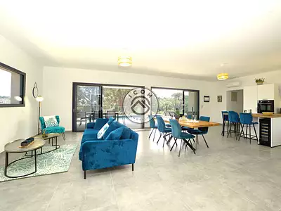 Maison, 155 m²