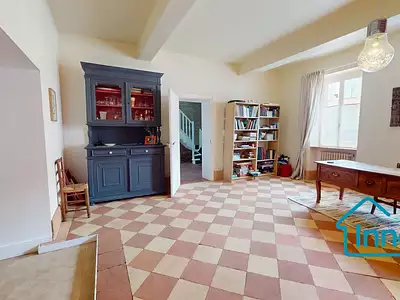 Maison, 275 m²