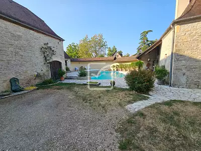 Maison, 210 m²