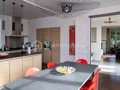 Maison, 213 m²
