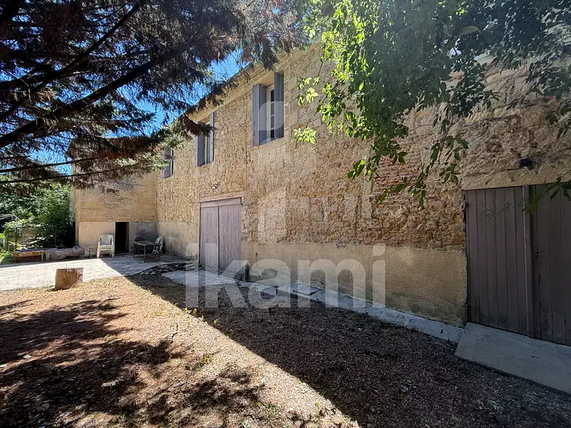 Maison, 356,94 m²