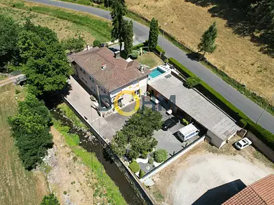 Maison, 295 m²