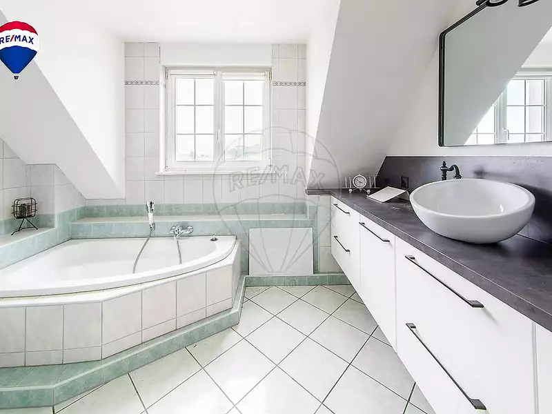 Maison, 170 m²