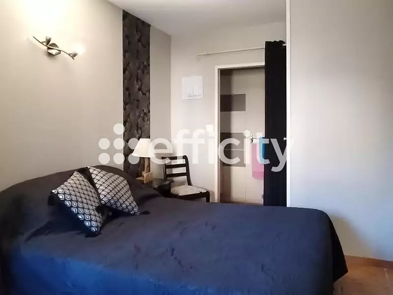 Maison, 210 m²