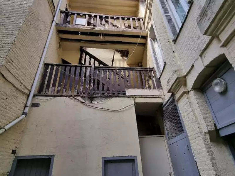 Immeuble, 180 m²
