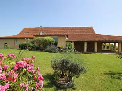 Maison, 248 m²