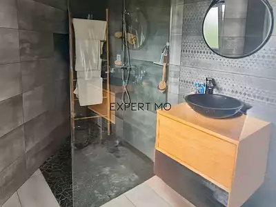 Maison, 157,6 m²