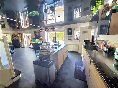 Maison, 220 m²