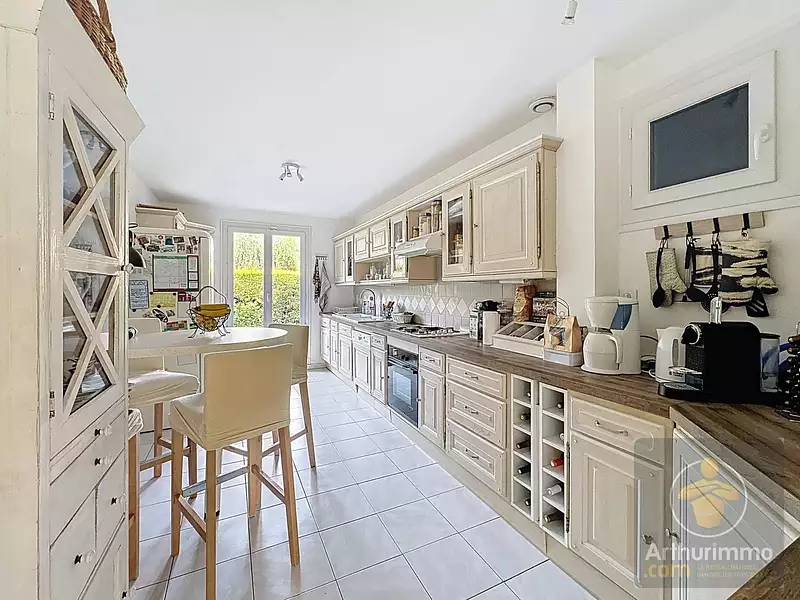 Maison, 174 m²