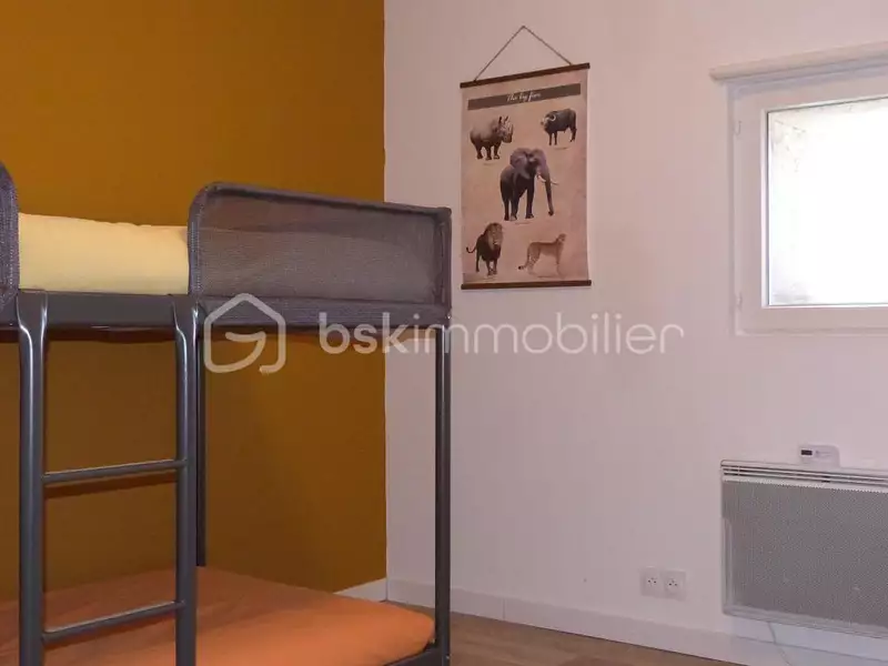 Maison, 180 m²