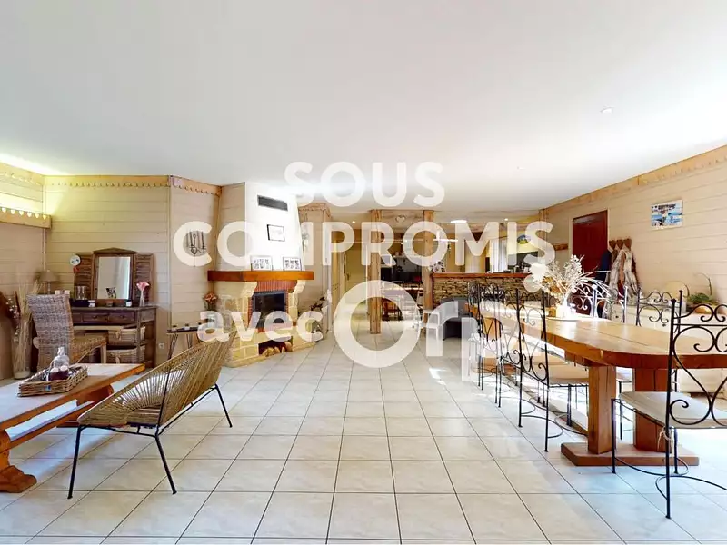 Maison, 181 m²