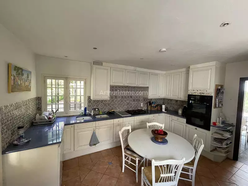 Maison, 340 m²