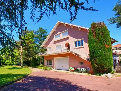 Maison, 290 m²