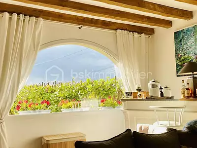 Maison, 225 m²