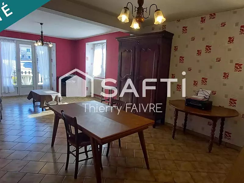 Maison, 270 m²