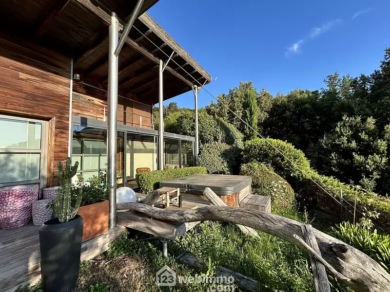 Maison, 165 m²