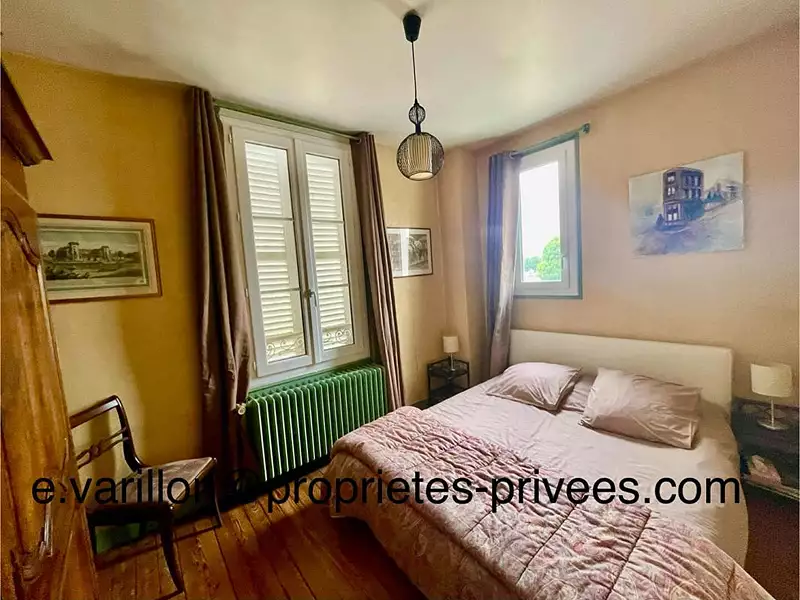 Maison, 220 m²