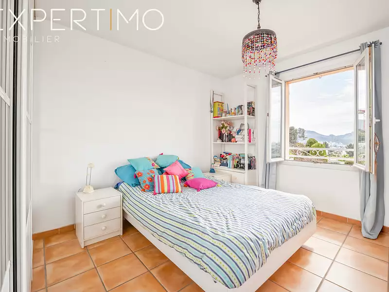 Maison, 167 m²